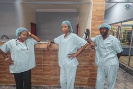 royal-eye-hospital-and-medical-center-nurses